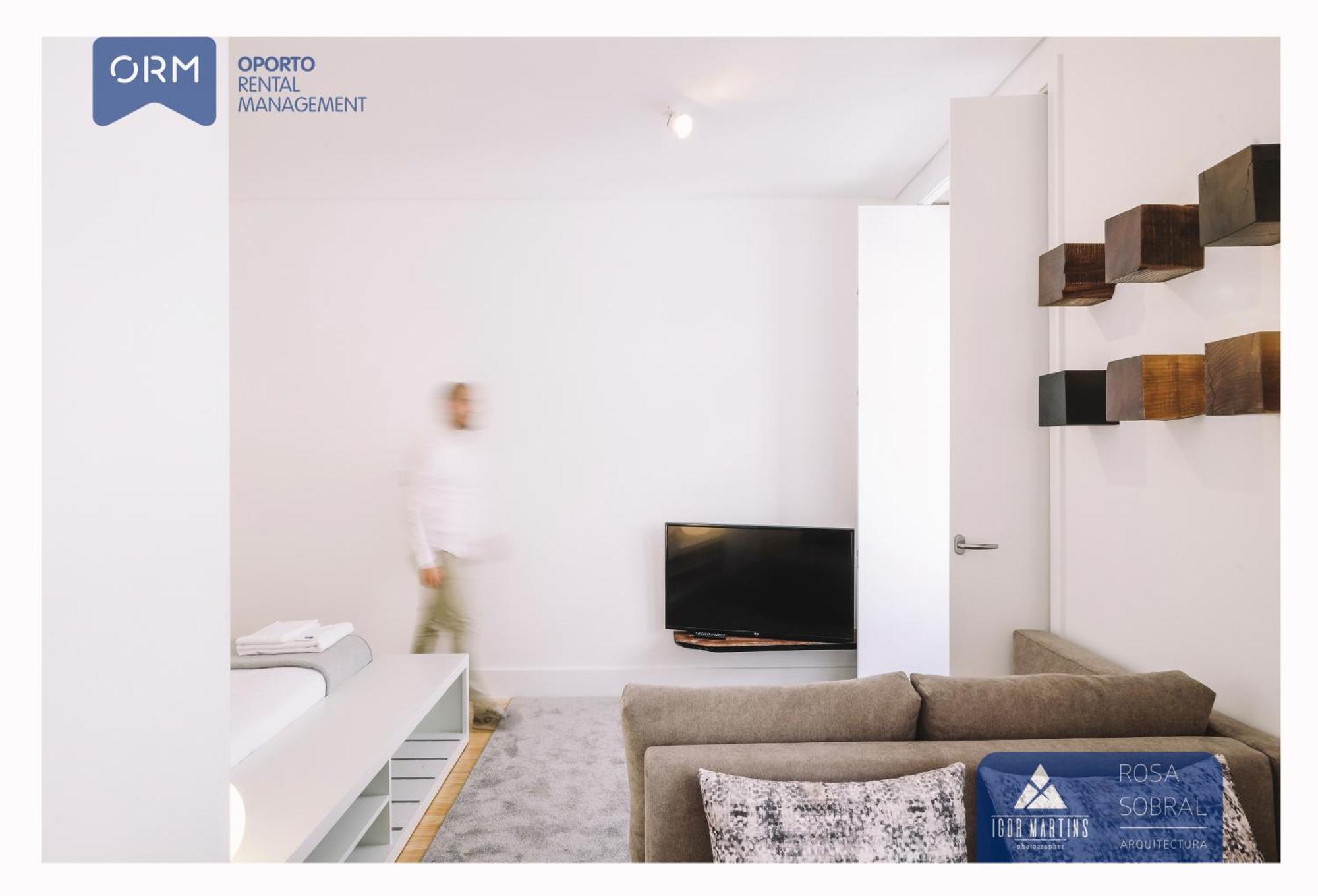 Orm - Almada Apartments Porto Exterior photo